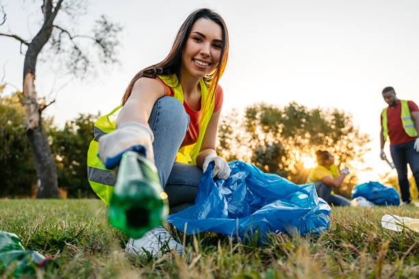 Best Yard Cleanup Services  in Woodmont, CT